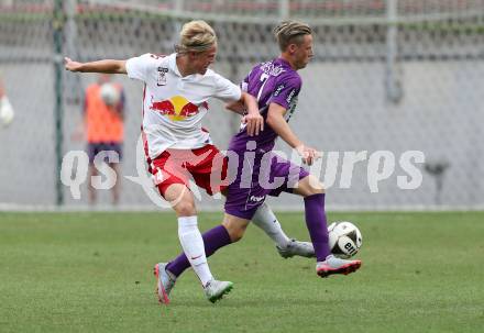 Fussball. Sky go Erste Liga. SK Austria Klagenfurt gegen FC Liefering. Fabian Miesenboeck, (Klagenfurt), Xaver Schlager (Liefering). Klagenfurt, am 24.7.2015.
Foto: Kuess
---
pressefotos, pressefotografie, kuess, qs, qspictures, sport, bild, bilder, bilddatenbank