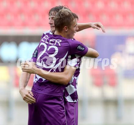 Fussball. Sky go Erste Liga. SK Austria Klagenfurt gegen FC Liefering. Torjubel Patrik Eler, Christian Falk (Klagenfurt). Klagenfurt, am 24.7.2015.
Foto: Kuess
---
pressefotos, pressefotografie, kuess, qs, qspictures, sport, bild, bilder, bilddatenbank