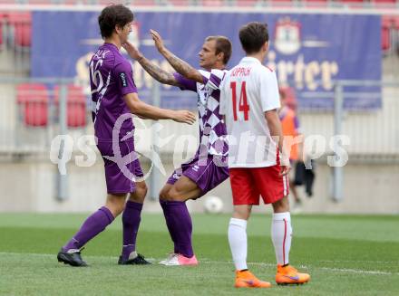 Fussball. Sky go Erste Liga. SK Austria Klagenfurt gegen FC Liefering. Torjubel Christian Falk, Rajko Rep (Klagenfurt). Klagenfurt, am 24.7.2015.
Foto: Kuess
---
pressefotos, pressefotografie, kuess, qs, qspictures, sport, bild, bilder, bilddatenbank