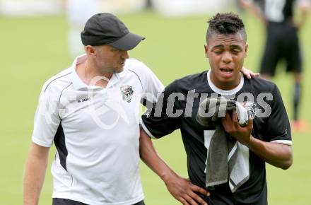 Fussball Regionalliga. Annabichler SV gegen RZ Pellets WAC Amateure.  Trainer Harald Tatschl, Nosa Iyobosa Edokpolor (WAC). Annabichl, am 26.7.2015.
Foto: Kuess
---
pressefotos, pressefotografie, kuess, qs, qspictures, sport, bild, bilder, bilddatenbank