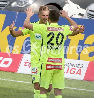 Fussball. Tipico Bundesliga. RZ Pellets WAC gegen FK Austria Wien. Torjubel Alexander Gruenwald, Alexander Gorgon  (Wien). Wolfsberg, am 26.7.2015.
Foto: Kuess
Foto: Kuess

---
pressefotos, pressefotografie, kuess, qs, qspictures, sport, bild, bilder, bilddatenbank