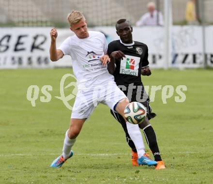 Fussball Regionalliga. Annabichler SV gegen RZ Pellets WAC Amateure.  Jonas Warmuth,  (ASV), Bunabass Ceesay (WAC). Annabichl, am 26.7.2015.
Foto: Kuess
---
pressefotos, pressefotografie, kuess, qs, qspictures, sport, bild, bilder, bilddatenbank