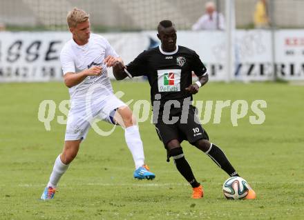 Fussball Regionalliga. Annabichler SV gegen RZ Pellets WAC Amateure.  Jonas Warmuth,  (ASV), Bunabass Ceesay (WAC). Annabichl, am 26.7.2015.
Foto: Kuess
---
pressefotos, pressefotografie, kuess, qs, qspictures, sport, bild, bilder, bilddatenbank