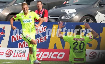 Fussball. Tipico Bundesliga. RZ Pellets WAC gegen FK Austria Wien. Torjubel Alexander Gruenwald, Alexander Gorgon  (Wien). Wolfsberg, am 26.7.2015.
Foto: Kuess
Foto: Kuess

---
pressefotos, pressefotografie, kuess, qs, qspictures, sport, bild, bilder, bilddatenbank