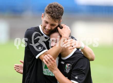 Fussball Regionalliga. Annabichler SV gegen RZ Pellets WAC Amateure.  Torjubel Bastian Rupp, Fabio Sebastian Miklautz (WAC). Annabichl, am 26.7.2015.
Foto: Kuess
---
pressefotos, pressefotografie, kuess, qs, qspictures, sport, bild, bilder, bilddatenbank