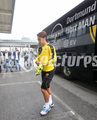 Fussball. UEFA Europa League 2015/2016. Third qualifying round. RZ Pellets WAC gegen Borussia Dortmund. Ankunft in Klagenfurt. Shinji Kagawa (Dortmund). Klagenfurt, am 29.7.2015.
Foto: Kuess 
---
pressefotos, pressefotografie, kuess, qs, qspictures, sport, bild, bilder, bilddatenbank