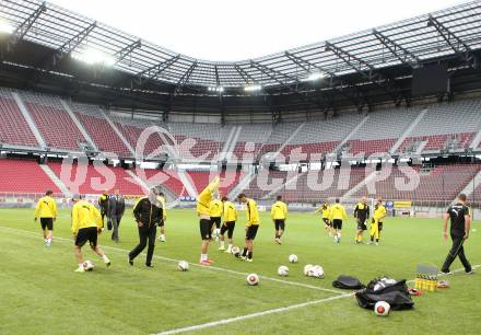 Fussball. UEFA Europa League 2015/2016. Third qualifying round. RZ Pellets WAC gegen Borussia Dortmund. Training (Dortmund). Klagenfurt, am 29.7.2015.
Foto: Kuess 
---
pressefotos, pressefotografie, kuess, qs, qspictures, sport, bild, bilder, bilddatenbank