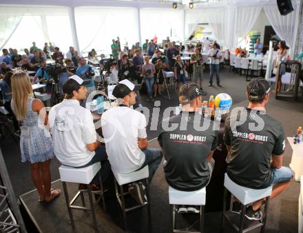 Beachvolleyball Europameisterschaft. Pressekonferenz.  Robin Valentin Seidl, Alexander Xandi Huber, Clemens Doppler, Alexander Horst. Klagenfurt, 28.7.2015.
Foto: Kuess
---
pressefotos, pressefotografie, kuess, qs, qspictures, sport, bild, bilder, bilddatenbank