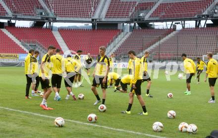 Fussball. UEFA Europa League 2015/2016. Third qualifying round. RZ Pellets WAC gegen Borussia Dortmund. Training (Dortmund). Klagenfurt, am 29.7.2015.
Foto: Kuess
---
pressefotos, pressefotografie, kuess, qs, qspictures, sport, bild, bilder, bilddatenbank