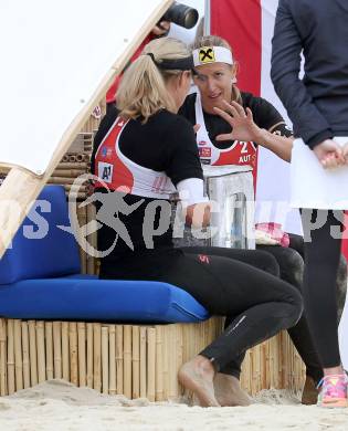 2015 CEV A1 Beachvolleyball Europameisterschaft. Stefanie Schwaiger, Barbara Hansel (AUT). Klagenfurt, 30.7.2015.
Foto: Kuess
---
pressefotos, pressefotografie, kuess, qs, qspictures, sport, bild, bilder, bilddatenbank