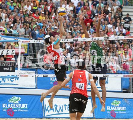 2015 CEV A1 Beachvolleyball Europameisterschaft. Alexander Xandi Huber, Robin Seidl (AUT). Klagenfurt, 30.7.2015.
Foto: Kuess
---
pressefotos, pressefotografie, kuess, qs, qspictures, sport, bild, bilder, bilddatenbank