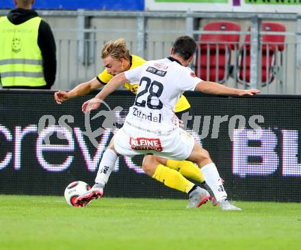 Fussball. UEFA Europa League 2015/2016. Third qualifying round. RZ Pellets WAC gegen Borussia Dortmund. Thomas ZUENDEL (WAC), Marcel Schmelzer(Dortmund). Klagenfurt, am 30.7.2015.
Foto: Kuess 
---
pressefotos, pressefotografie, kuess, qs, qspictures, sport, bild, bilder, bilddatenbank