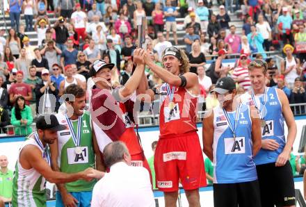 2015 CEV A1 Beachvolleyball Europameisterschaft. Alex RANGHIERI, Adrian Ignacio CARAMBULA (ITA), Janis SMEDINS, Aleksandrs SAMOILOVS (LAT), Reinder NUMMERDOR, Christiaan VARENHORST (NED). Klagenfurt, 2.8.2015
Foto: Kuess
---
pressefotos, pressefotografie, kuess, qs, qspictures, sport, bild, bilder, bilddatenbank