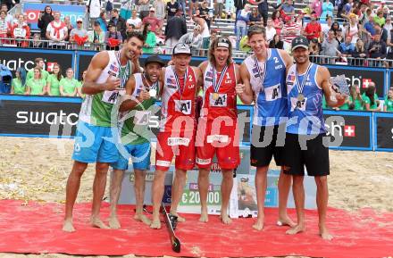 2015 CEV A1 Beachvolleyball Europameisterschaft. Alex RANGHIERI, Adrian Ignacio CARAMBULA (ITA), Janis SMEDINS, Aleksandrs SAMOILOVS (LAT), Reinder NUMMERDOR, Christiaan VARENHORST (NED). Klagenfurt, 2.8.2015
Foto: Kuess
---
pressefotos, pressefotografie, kuess, qs, qspictures, sport, bild, bilder, bilddatenbank