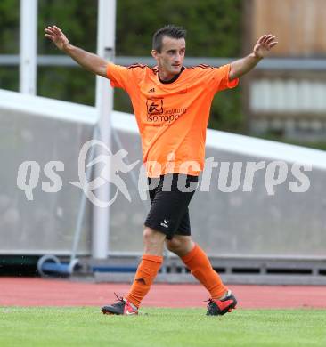 Fussball Unterliga West. VSV gegen Dellach/Drau.  Torjubel Amer Jukan  (Dellach). Villach Lind, am 1.8.2015.
Foto: Kuess
---
pressefotos, pressefotografie, kuess, qs, qspictures, sport, bild, bilder, bilddatenbank