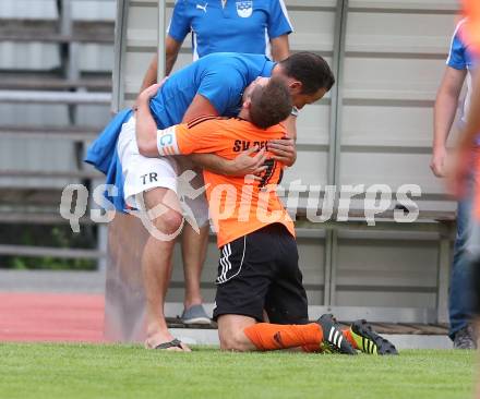 Fussball Unterliga West. VSV gegen Dellach/Drau. Torjubel Hannes De Zordo (Dellach). Villach Lind, am 1.8.2015.
Foto: Kuess
---
pressefotos, pressefotografie, kuess, qs, qspictures, sport, bild, bilder, bilddatenbank