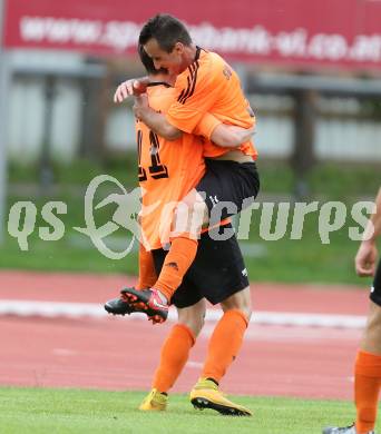 Fussball Unterliga West. VSV gegen Dellach/Drau. Torjubel Amer Jukan (Dellach). Villach Lind, am 1.8.2015.
Foto: Kuess
---
pressefotos, pressefotografie, kuess, qs, qspictures, sport, bild, bilder, bilddatenbank