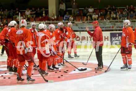 EBEL. Eishockey Bundesliga. Schautraining, Autogrammstunde KAC.  Klagenfurt, am 6.8.2015.
Foto: Kuess
---
pressefotos, pressefotografie, kuess, qs, qspictures, sport, bild, bilder, bilddatenbank