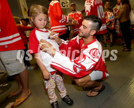 EBEL. Eishockey Bundesliga. Schautraining, Autogrammstunde KAC.  Steven Strong. Klagenfurt, am 6.8.2015.
Foto: Kuess
---
pressefotos, pressefotografie, kuess, qs, qspictures, sport, bild, bilder, bilddatenbank