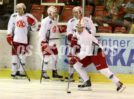 EBEL. Eishockey Bundesliga. Schautraining, Autogrammstunde KAC.   Jonas Nordqvist. Klagenfurt, am 6.8.2015.
Foto: Kuess
---
pressefotos, pressefotografie, kuess, qs, qspictures, sport, bild, bilder, bilddatenbank