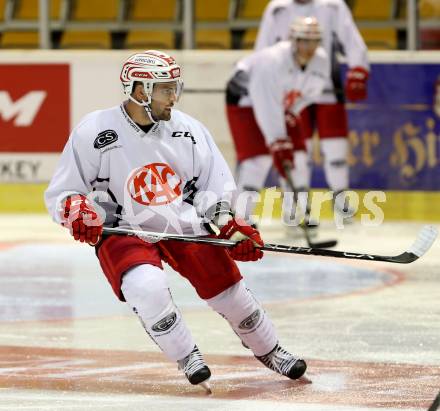 EBEL. Eishockey Bundesliga. Schautraining, Autogrammstunde KAC.   Kevin Kapstad. Klagenfurt, am 6.8.2015.
Foto: Kuess
---
pressefotos, pressefotografie, kuess, qs, qspictures, sport, bild, bilder, bilddatenbank