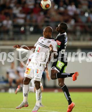 Fussball tipico Bundesliga. RZ Pellets WAC gegen SK Puntigamer Sturm Graz.  De Oliveira Silvio Carlos, (WAC), Kamavuaka Masakuba-Wilson (Sturm). Wolfsberg, am 12.8.2015.
Foto: Kuess
Foto: Kuess

---
pressefotos, pressefotografie, kuess, qs, qspictures, sport, bild, bilder, bilddatenbank