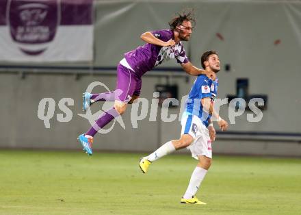 Fussball. Sky go Erste Liga. SK Austria Klagenfurt gegen SC Wiener Neustadt. Matthias Sereinig,  (Klagenfurt), Danijel Klaric (Wiener Neustadt). Klagenfurt, am 14.8.2015.
Foto: Kuess
---
pressefotos, pressefotografie, kuess, qs, qspictures, sport, bild, bilder, bilddatenbank