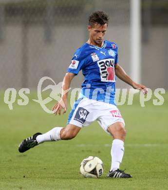 Fussball. Sky go Erste Liga. SK Austria Klagenfurt gegen SC Wiener Neustadt. Rene Pascal Seebacher (Wiener Neustadt). Klagenfurt, am 14.8.2015.
Foto: Kuess
---
pressefotos, pressefotografie, kuess, qs, qspictures, sport, bild, bilder, bilddatenbank