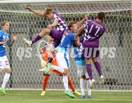 Fussball. Sky go Erste Liga. SK Austria Klagenfurt gegen SC Wiener Neustadt. Patrik Eler, Christian Prawda, (Klagenfurt), Florian Sittsam (Wiener Neustadt). Klagenfurt, am 14.8.2015.
Foto: Kuess
---
pressefotos, pressefotografie, kuess, qs, qspictures, sport, bild, bilder, bilddatenbank