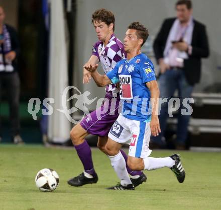 Fussball. Sky go Erste Liga. SK Austria Klagenfurt gegen SC Wiener Neustadt. Christian Falk, (Klagenfurt),  Rene Pascal Seebacher (Wiener Neustadt). Klagenfurt, am 14.8.2015.
Foto: Kuess
---
pressefotos, pressefotografie, kuess, qs, qspictures, sport, bild, bilder, bilddatenbank