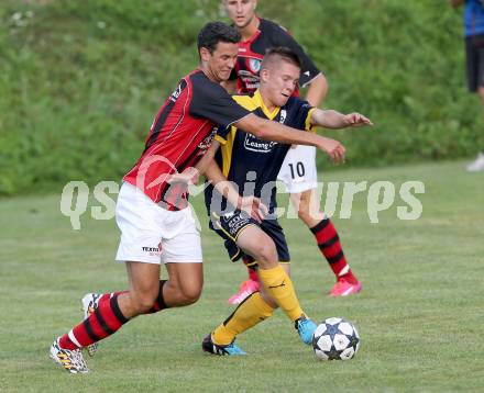 Fussball 1. Klasse D. DSG Ferlach gegen St. Margareten/Rosental. Thomas Schmautz, (Ferlach), Matthias Korenjak (St.Margarethen). Unterbergen, am 14.8.2015.
Foto: Kuess
---
pressefotos, pressefotografie, kuess, qs, qspictures, sport, bild, bilder, bilddatenbank