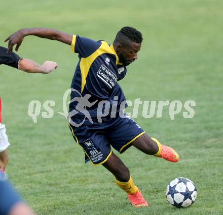 Fussball 1. Klasse D. DSG Ferlach gegen St. Margareten/Rosental. Bernhard Mpaka (Ferlach). Unterbergen, am 14.8.2015.
Foto: Kuess
---
pressefotos, pressefotografie, kuess, qs, qspictures, sport, bild, bilder, bilddatenbank