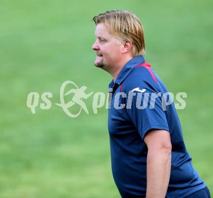 Fussball 1. Klasse D. DSG Ferlach gegen St. Margareten/Rosental. Trainer Christian Anton Fellner (St.Margarethen). Unterbergen, am 14.8.2015.
Foto: Kuess
---
pressefotos, pressefotografie, kuess, qs, qspictures, sport, bild, bilder, bilddatenbank