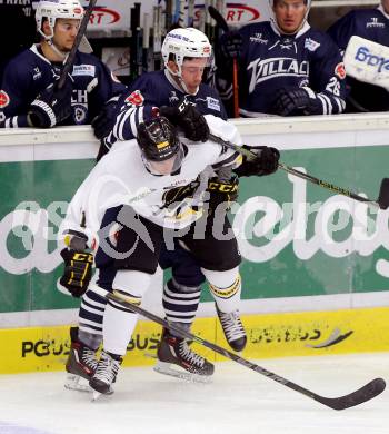 Eishockey Testspiel. VSV gegen Stavagner Oilers. Michael Raffl (VSV), Abdy Sertich (Stavagner Oilers). Villach, am 15.8.2015.
Foto: Kuess
---
pressefotos, pressefotografie, kuess, qs, qspictures, sport, bild, bilder, bilddatenbank