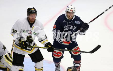 Eishockey Testspiel. VSV gegen Stavagner Oilers. Miha Verlic, (VSV),  Henrik Solberg (Stavagner Oilers). Villach, am 15.8.2015.
Foto: Kuess
---
pressefotos, pressefotografie, kuess, qs, qspictures, sport, bild, bilder, bilddatenbank