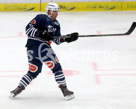 Eishockey Testspiel. VSV gegen Stavagner Oilers. Michael Raffl (VSV). Villach, am 15.8.2015.
Foto: Kuess
---
pressefotos, pressefotografie, kuess, qs, qspictures, sport, bild, bilder, bilddatenbank