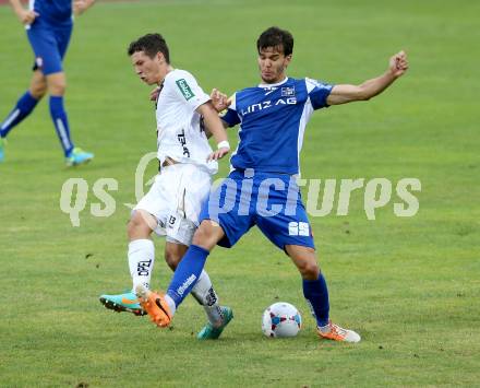 Fussball. Regionalliga. WAC Amateure gegen BW Linz. Bastian Rupp (WAC),  Lukas Gabriel (Linz). Wolfsberg, 16.8.2015.
Foto: Kuess
---
pressefotos, pressefotografie, kuess, qs, qspictures, sport, bild, bilder, bilddatenbank