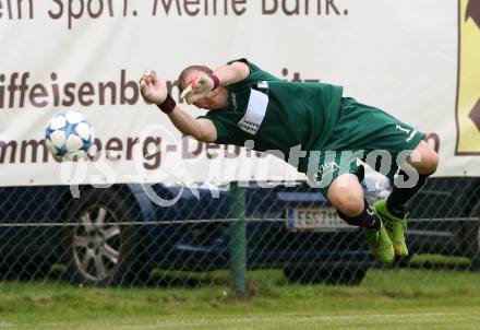 Fussball 1. Klasse C. Steuerberg gegen SGA Sirnitz. Christoph Ritzinger  (Steuerberg). Steuerberg, am 8.8.2015.
Foto: Kuess
---
pressefotos, pressefotografie, kuess, qs, qspictures, sport, bild, bilder, bilddatenbank