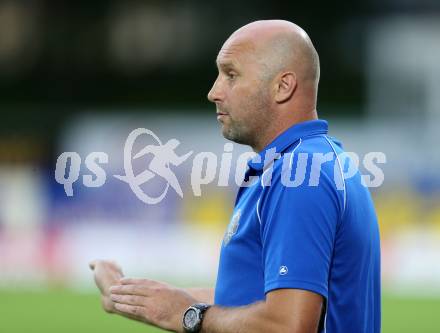 Fussball. Regionalliga. WAC Amateure gegen BW Linz. Trainer Harald Tatschl (WAC),. Wolfsberg, 16.8.2015.
Foto: Kuess
---
pressefotos, pressefotografie, kuess, qs, qspictures, sport, bild, bilder, bilddatenbank