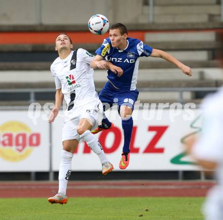 Fussball. Regionalliga. WAC Amateure gegen BW Linz. Julian Salentinig (WAC),  Damir Mehmedovic (Linz). Wolfsberg, 16.8.2015.
Foto: Kuess
---
pressefotos, pressefotografie, kuess, qs, qspictures, sport, bild, bilder, bilddatenbank