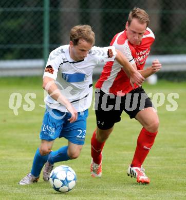 Fussball 1. Klasse C. Steuerberg gegen SGA Sirnitz. Manuel Dolliner, (Steuerberg), Daniel Krassnitzer  (Sirnitz). Steuerberg, am 8.8.2015.
Foto: Kuess
---
pressefotos, pressefotografie, kuess, qs, qspictures, sport, bild, bilder, bilddatenbank