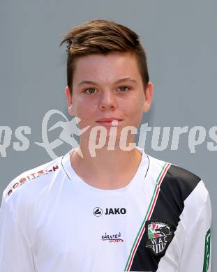 Fussball. RZ Pellets WAC. Akademie U16. Mannschaftsfototermin.  Florian Pingist. Klagenfurt, 18.8.2015.
Foto: Kuess
---
pressefotos, pressefotografie, kuess, qs, qspictures, sport, bild, bilder, bilddatenbank