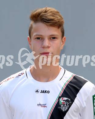 Fussball. RZ Pellets WAC. Akademie U15. Mannschaftsfototermin.  Butrint Gjoci. Klagenfurt, 18.8.2015.
Foto: Kuess
---
pressefotos, pressefotografie, kuess, qs, qspictures, sport, bild, bilder, bilddatenbank