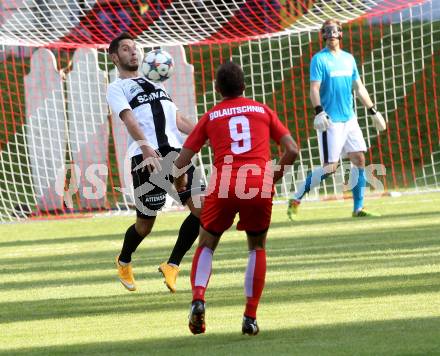 Fussball. Kaerntner Liga. Atus Ferlach gegen Kuehnsdorf. Ernst Golautschnig (Ferlach), Christopher Sallinger (Kuehnsdorf).  Ferlach, 22.8.2015.
Foto: Kuess
---
pressefotos, pressefotografie, kuess, qs, qspictures, sport, bild, bilder, bilddatenbank