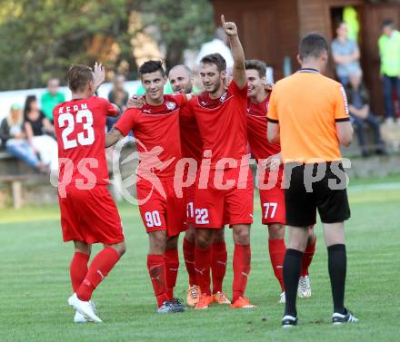 Fussball. Kaerntner Liga. Atus Ferlach gegen Kuehnsdorf. Torjubel Lukas Jaklitsch, Petar Maric (Ferlach).  Ferlach, 22.8.2015.
Foto: Kuess
---
pressefotos, pressefotografie, kuess, qs, qspictures, sport, bild, bilder, bilddatenbank