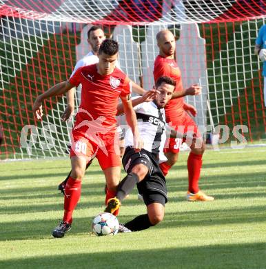 Fussball. Kaerntner Liga. Atus Ferlach gegen Kuehnsdorf. Lukas Jaklitsch  (Ferlach), Christopher Sallinger (Kuehnsdorf).  Ferlach, 22.8.2015.
Foto: Kuess
---
pressefotos, pressefotografie, kuess, qs, qspictures, sport, bild, bilder, bilddatenbank