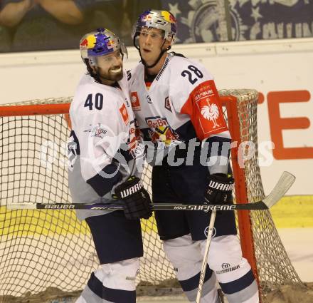 Eishockey Champions Hockey League. KAC gegen EHC Muenchen. Torjubel Daniel Sparre, Frank Mauer (EHC Muenchen). Klagenfurt, am 23.8.2015.
Foto: Kuess
---
pressefotos, pressefotografie, kuess, qs, qspictures, sport, bild, bilder, bilddatenbank