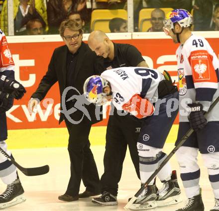 Eishockey Champions Hockey League. KAC gegen EHC Muenchen. Kastner Maximilian verletzt (EHC Muenchen). Klagenfurt, am 23.8.2015.
Foto: Kuess
---
pressefotos, pressefotografie, kuess, qs, qspictures, sport, bild, bilder, bilddatenbank