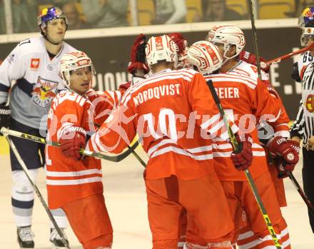 Eishockey Champions Hockey League. KAC gegen EHC Muenchen. Torjubel KAC). Klagenfurt, am 23.8.2015.
Foto: Kuess
---
pressefotos, pressefotografie, kuess, qs, qspictures, sport, bild, bilder, bilddatenbank