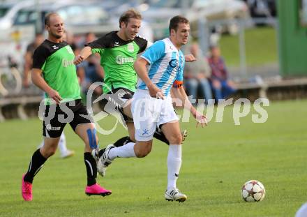 Fussball 1. KLasse A. Greifenburg gegen Kirchbach. Marcel Pirker, David Brandner, (Greifenburg),  Andreas jank  (Kirchbach). Greifenburg, am 22.8.2015.
Foto: Kuess
---
pressefotos, pressefotografie, kuess, qs, qspictures, sport, bild, bilder, bilddatenbank